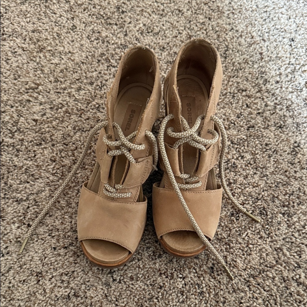 Sorel Tan Lace-Up Peep-Toe Sandals